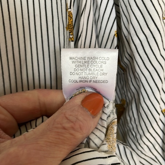 Jane and Delaney tiger print stripe top - Picture 7 of 9